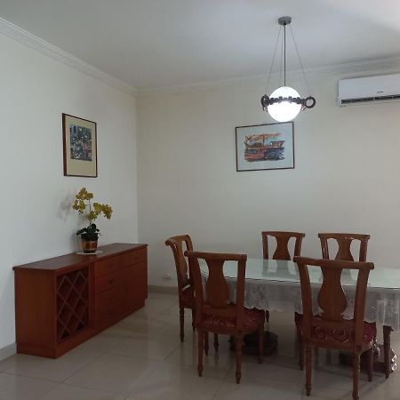 Margot Apartment Pondok Indah Jakarta Buitenkant foto