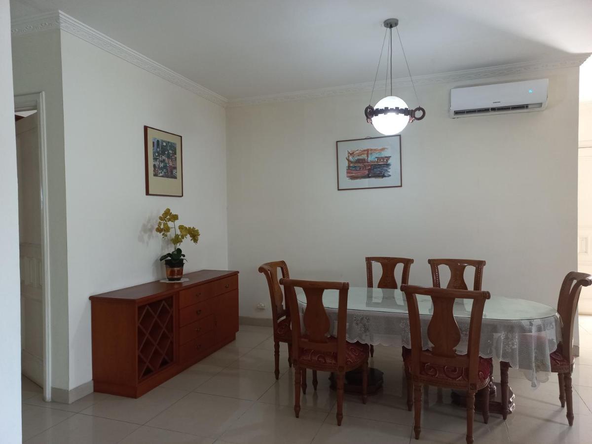 Margot Apartment Pondok Indah Jakarta Buitenkant foto